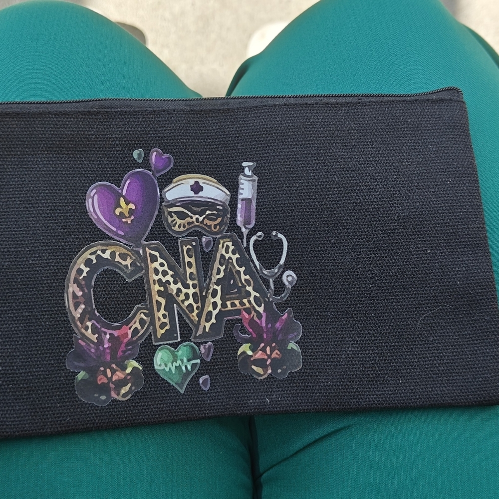 CNA Pouch